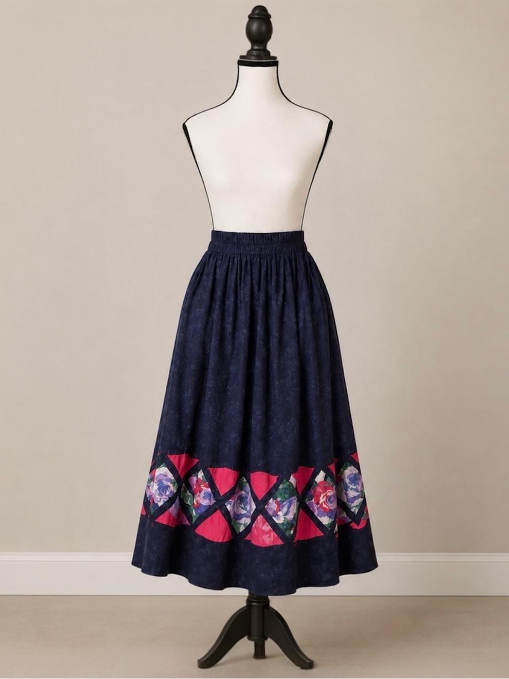 Vintage Vicki Lynn Bardon / Suttles & Seawinds Navy Patchwork Floral Maxi Skirt